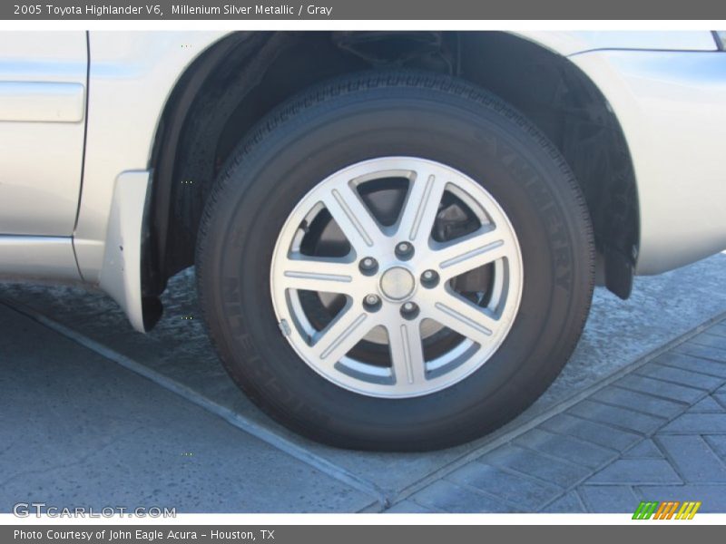 Millenium Silver Metallic / Gray 2005 Toyota Highlander V6