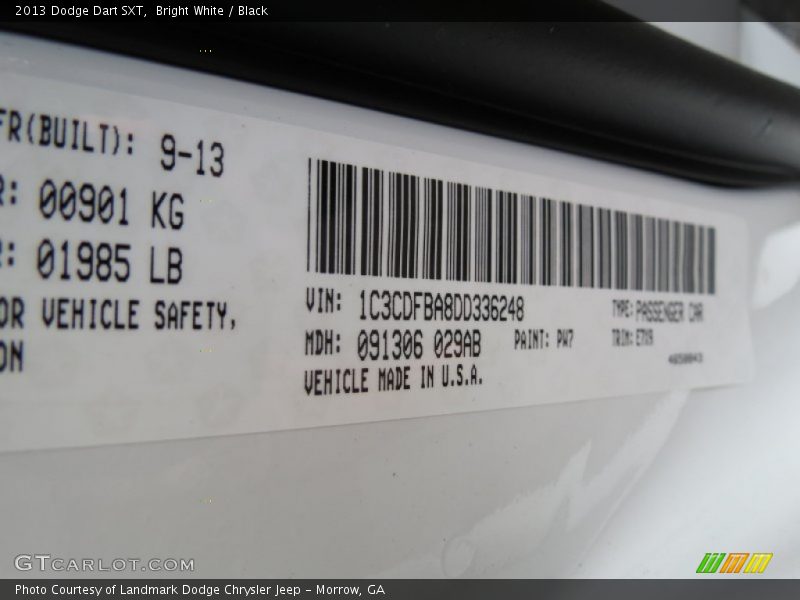 Bright White / Black 2013 Dodge Dart SXT