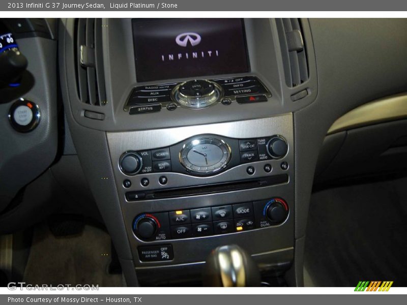 Controls of 2013 G 37 Journey Sedan