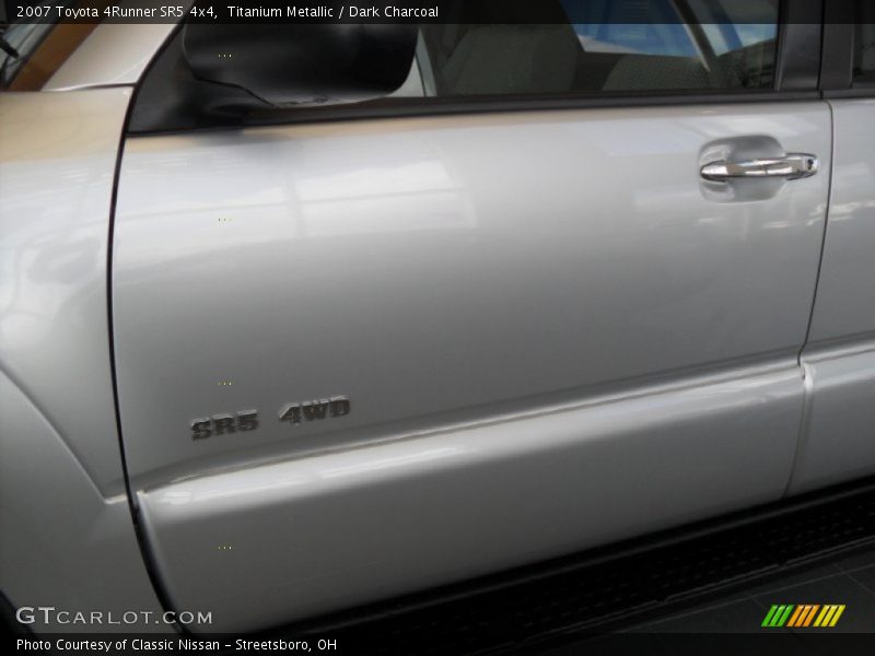 Titanium Metallic / Dark Charcoal 2007 Toyota 4Runner SR5 4x4