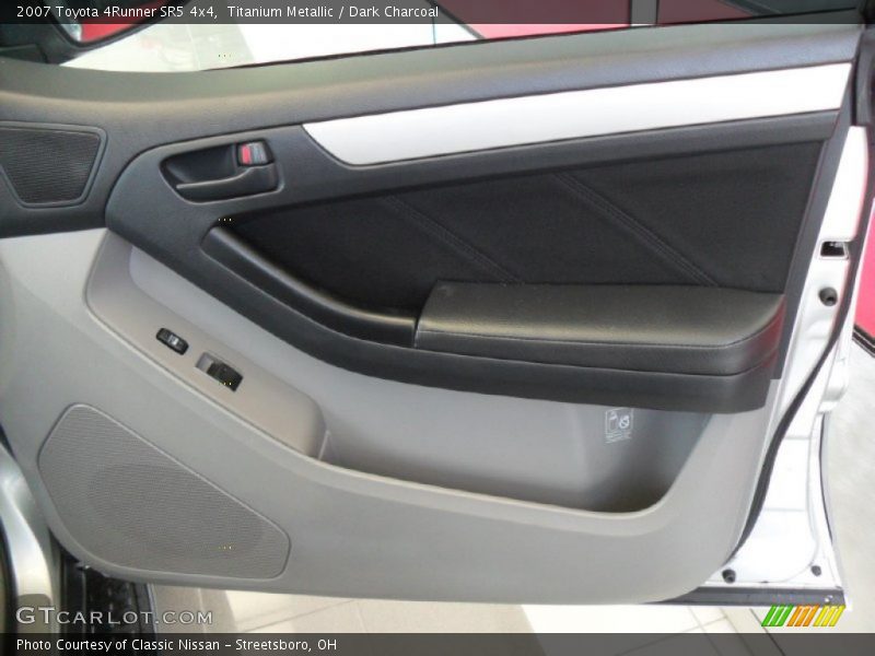 Titanium Metallic / Dark Charcoal 2007 Toyota 4Runner SR5 4x4