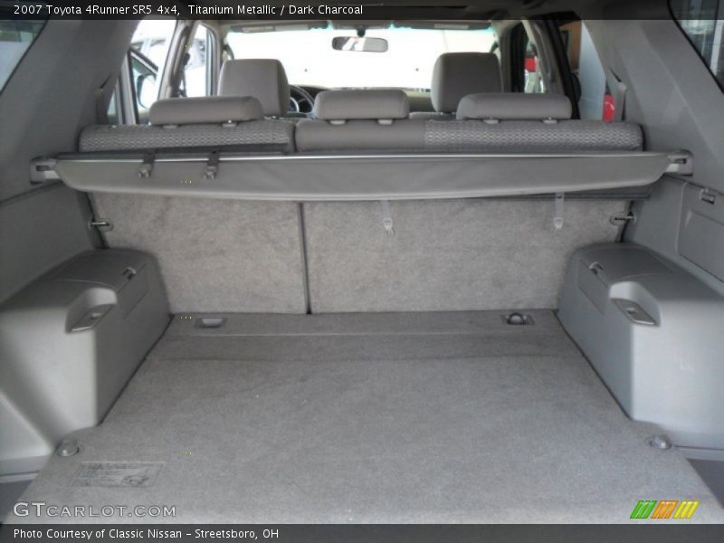 Titanium Metallic / Dark Charcoal 2007 Toyota 4Runner SR5 4x4
