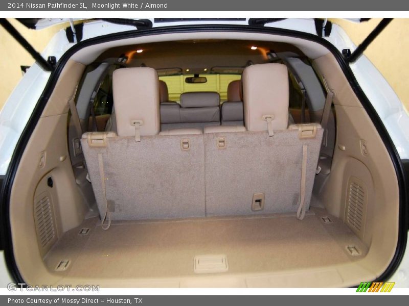 Moonlight White / Almond 2014 Nissan Pathfinder SL