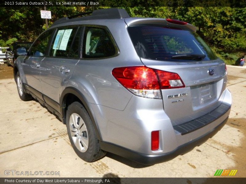 Ice Silver Metallic / Black 2013 Subaru Outback 2.5i