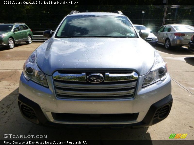 Ice Silver Metallic / Black 2013 Subaru Outback 2.5i