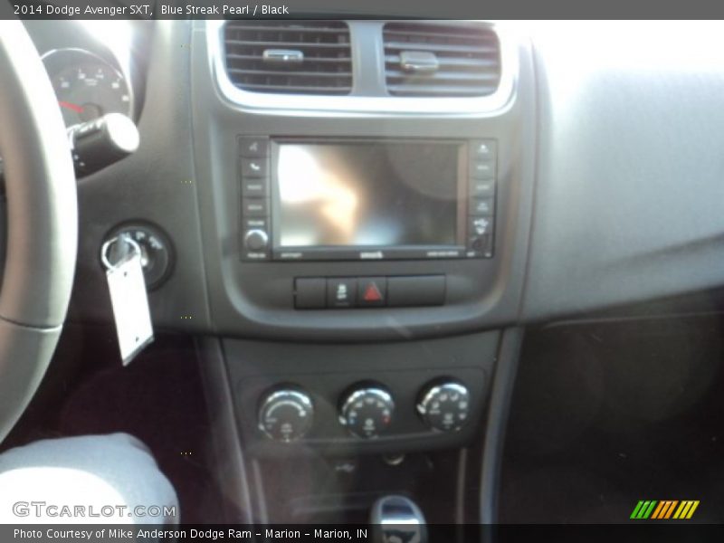 Blue Streak Pearl / Black 2014 Dodge Avenger SXT