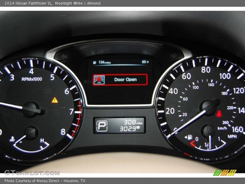 Moonlight White / Almond 2014 Nissan Pathfinder SL