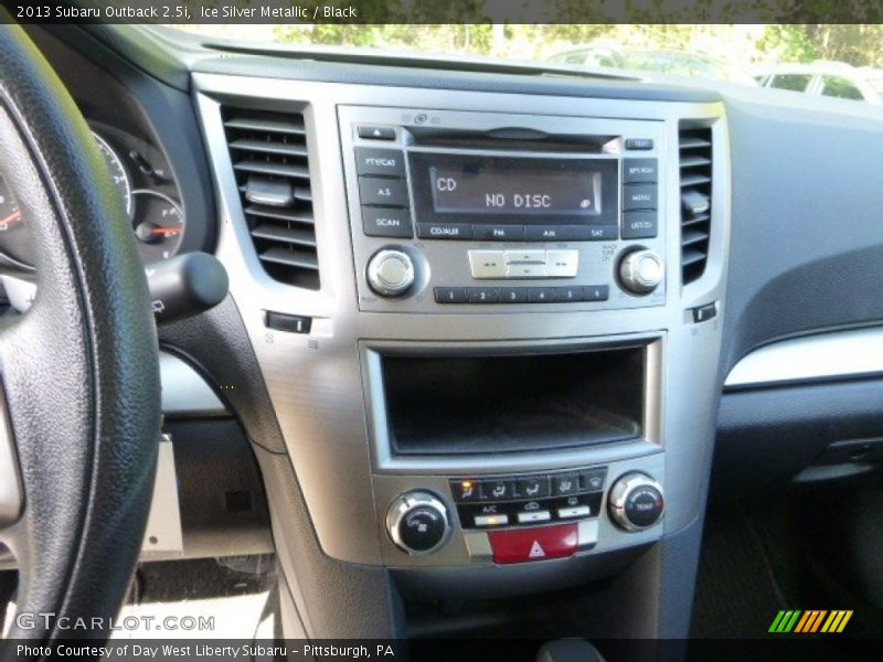 Ice Silver Metallic / Black 2013 Subaru Outback 2.5i