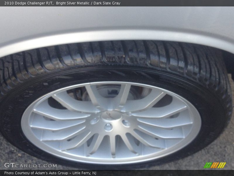 Custom Wheels of 2010 Challenger R/T