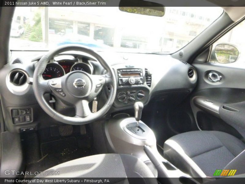 White Pearl / Black/Silver Trim 2011 Nissan Juke S AWD