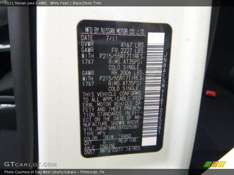 White Pearl / Black/Silver Trim 2011 Nissan Juke S AWD