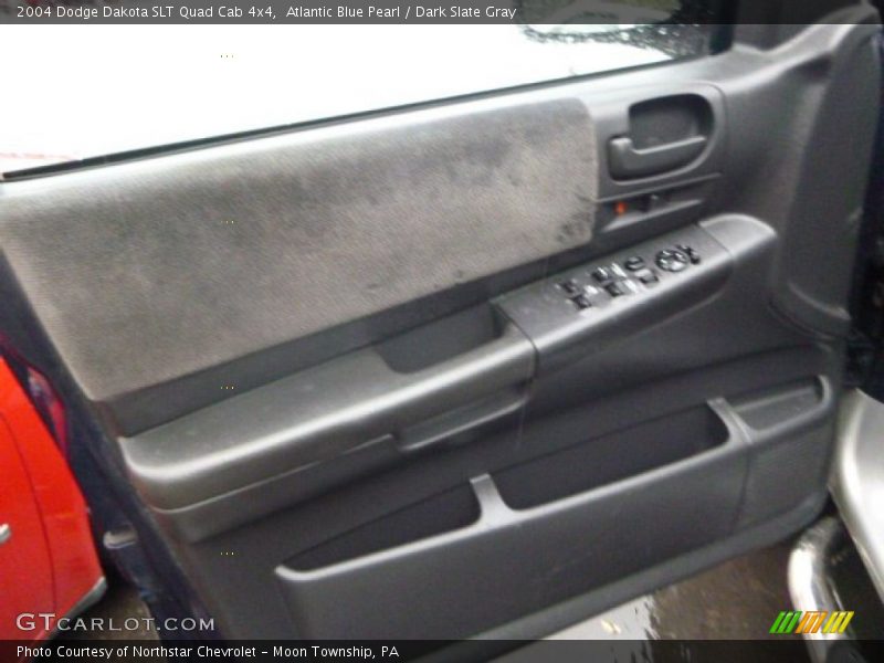Atlantic Blue Pearl / Dark Slate Gray 2004 Dodge Dakota SLT Quad Cab 4x4