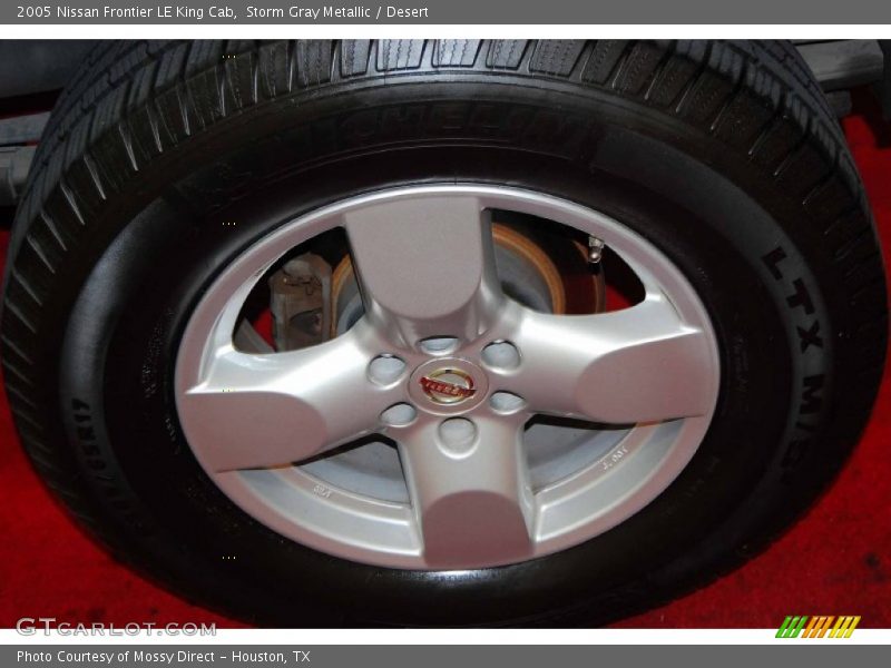 Storm Gray Metallic / Desert 2005 Nissan Frontier LE King Cab