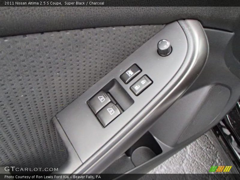 Super Black / Charcoal 2011 Nissan Altima 2.5 S Coupe