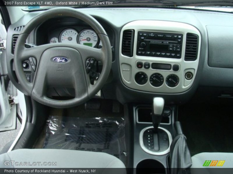 Oxford White / Medium/Dark Flint 2007 Ford Escape XLT 4WD