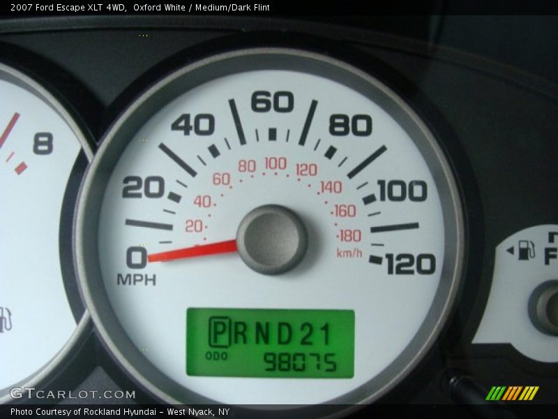 Oxford White / Medium/Dark Flint 2007 Ford Escape XLT 4WD