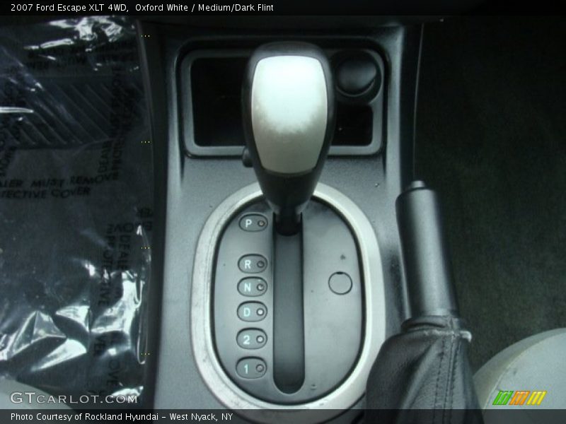 Oxford White / Medium/Dark Flint 2007 Ford Escape XLT 4WD