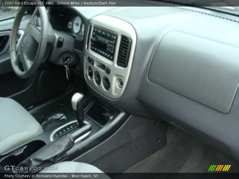 Oxford White / Medium/Dark Flint 2007 Ford Escape XLT 4WD