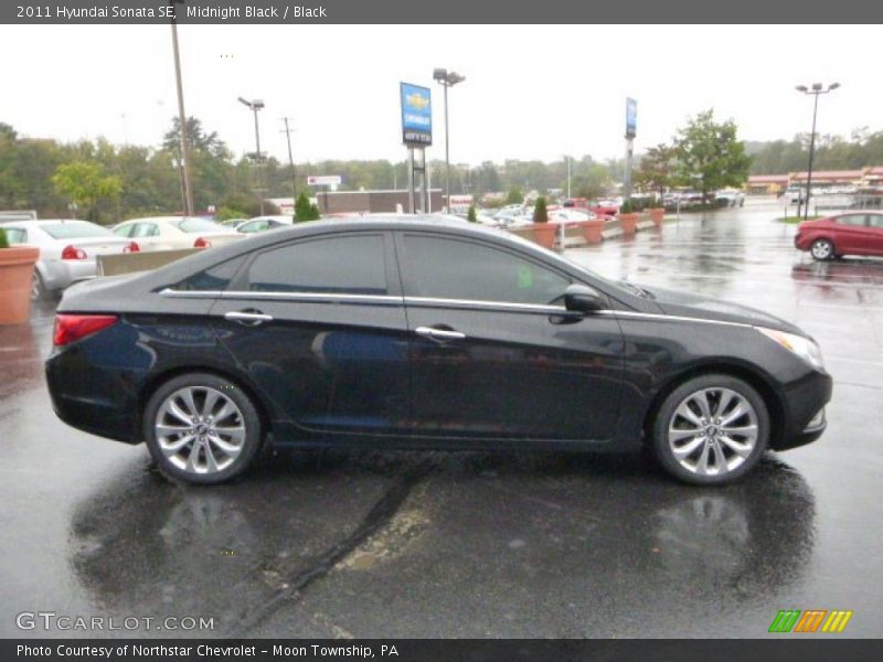 Midnight Black / Black 2011 Hyundai Sonata SE