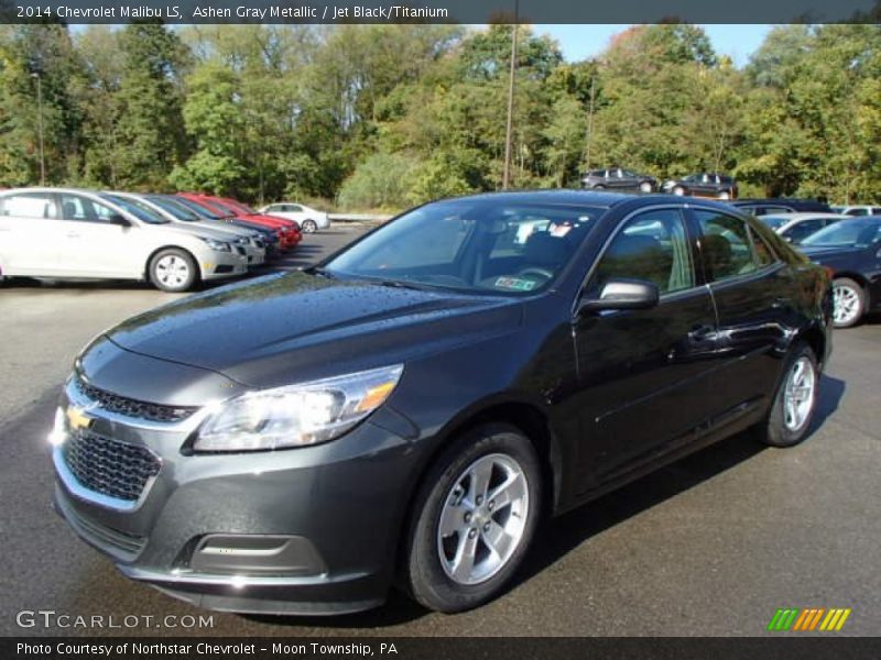Front 3/4 View of 2014 Malibu LS