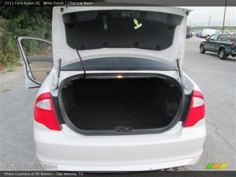 White Suede / Charcoal Black 2011 Ford Fusion SE