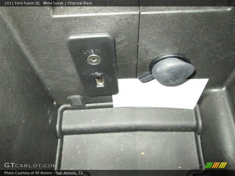 White Suede / Charcoal Black 2011 Ford Fusion SE