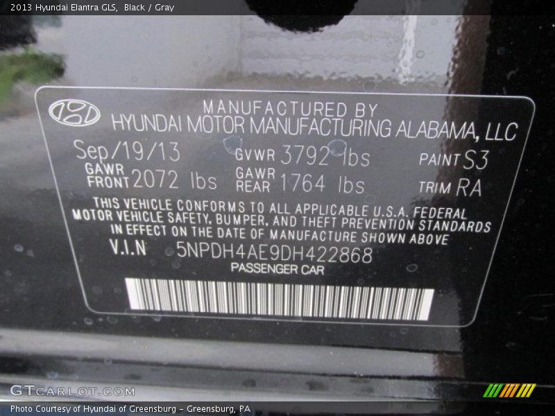Black / Gray 2013 Hyundai Elantra GLS