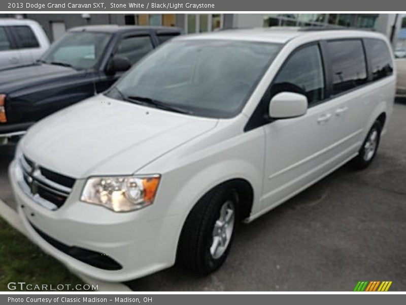 Stone White / Black/Light Graystone 2013 Dodge Grand Caravan SXT