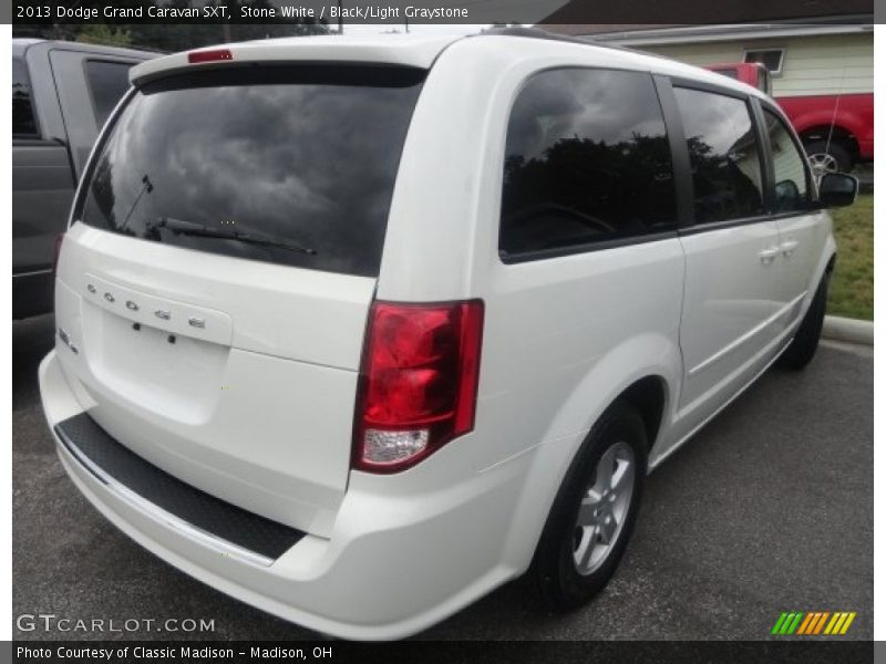 Stone White / Black/Light Graystone 2013 Dodge Grand Caravan SXT