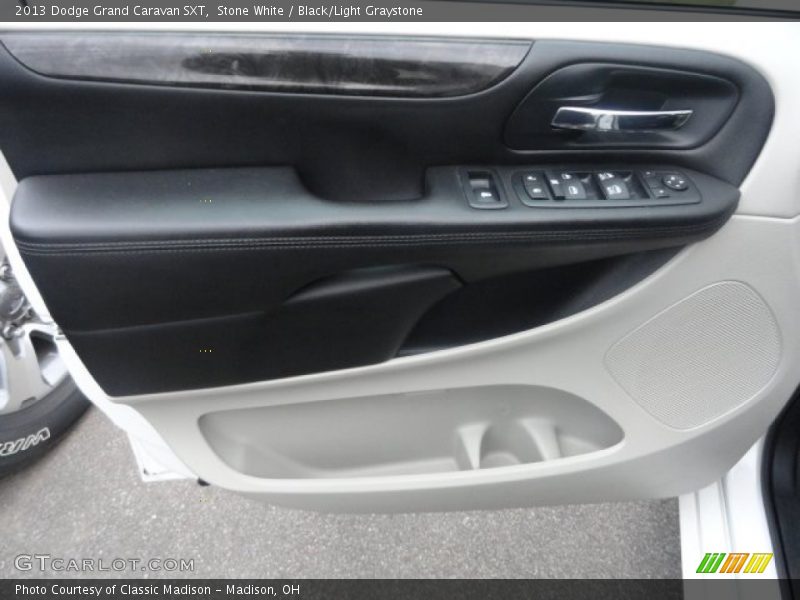 Stone White / Black/Light Graystone 2013 Dodge Grand Caravan SXT