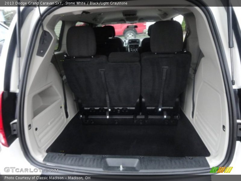 Stone White / Black/Light Graystone 2013 Dodge Grand Caravan SXT