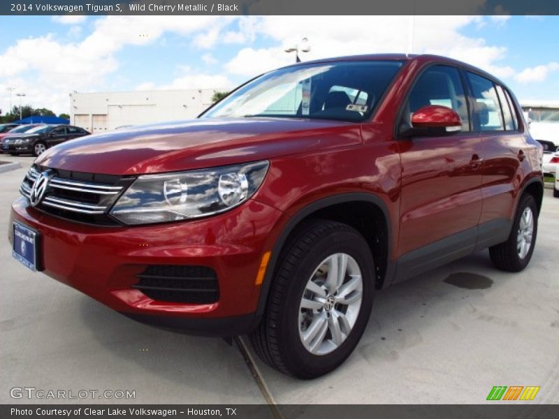 Wild Cherry Metallic / Black 2014 Volkswagen Tiguan S