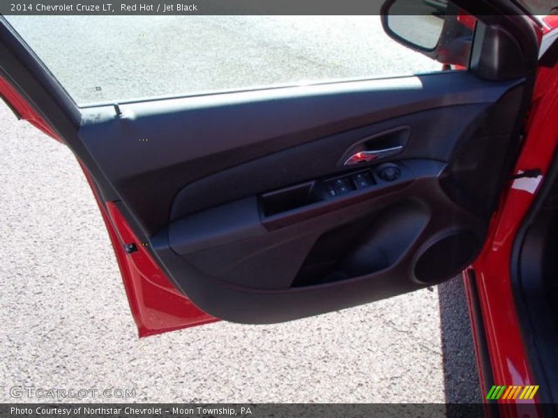 Red Hot / Jet Black 2014 Chevrolet Cruze LT