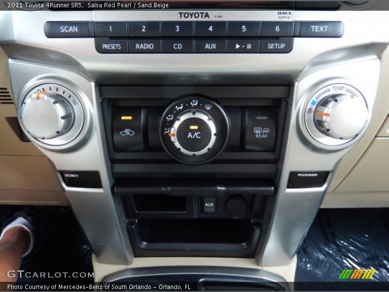 Controls of 2011 4Runner SR5