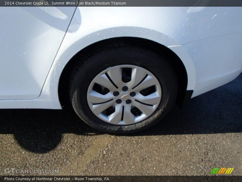 Summit White / Jet Black/Medium Titanium 2014 Chevrolet Cruze LS