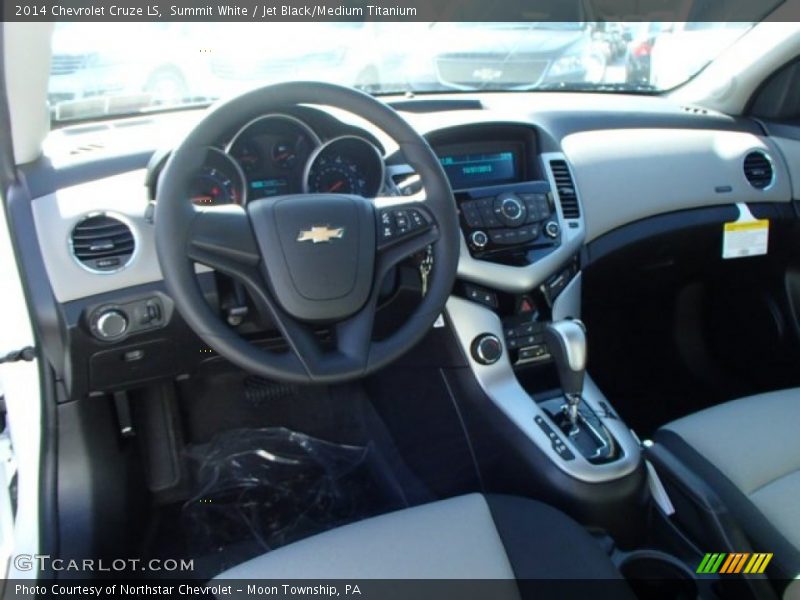 Summit White / Jet Black/Medium Titanium 2014 Chevrolet Cruze LS