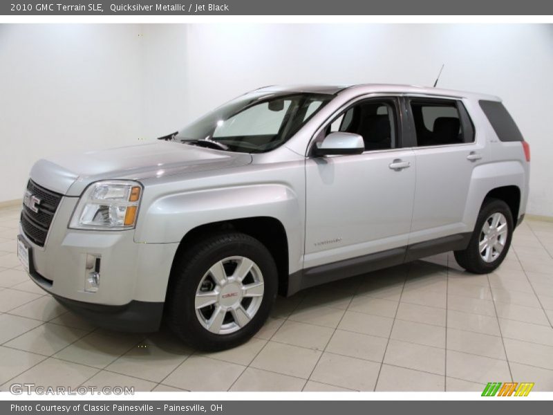 Quicksilver Metallic / Jet Black 2010 GMC Terrain SLE