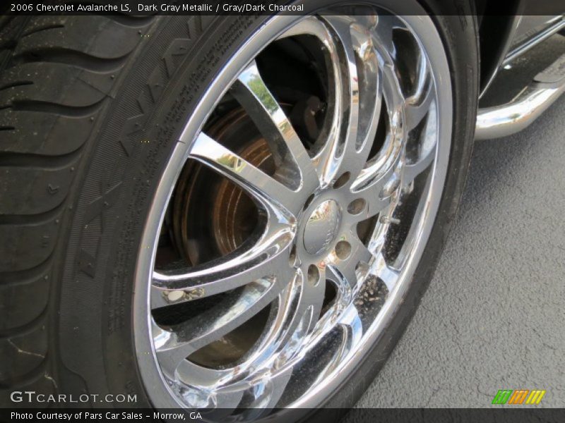Dark Gray Metallic / Gray/Dark Charcoal 2006 Chevrolet Avalanche LS