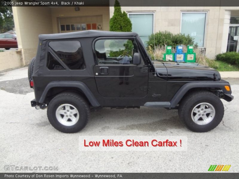 Black / Khaki 2005 Jeep Wrangler Sport 4x4