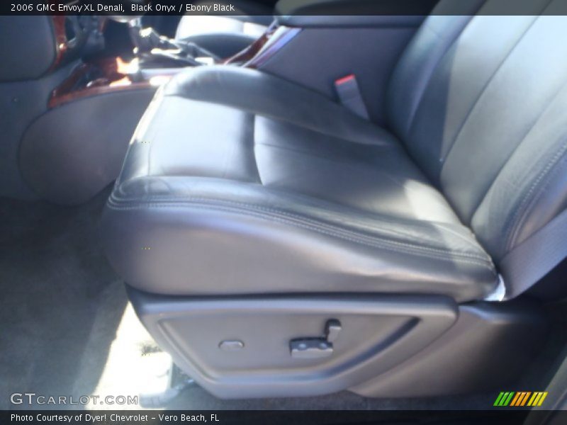 Black Onyx / Ebony Black 2006 GMC Envoy XL Denali