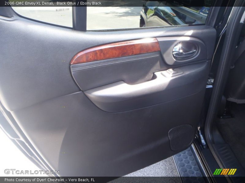Black Onyx / Ebony Black 2006 GMC Envoy XL Denali