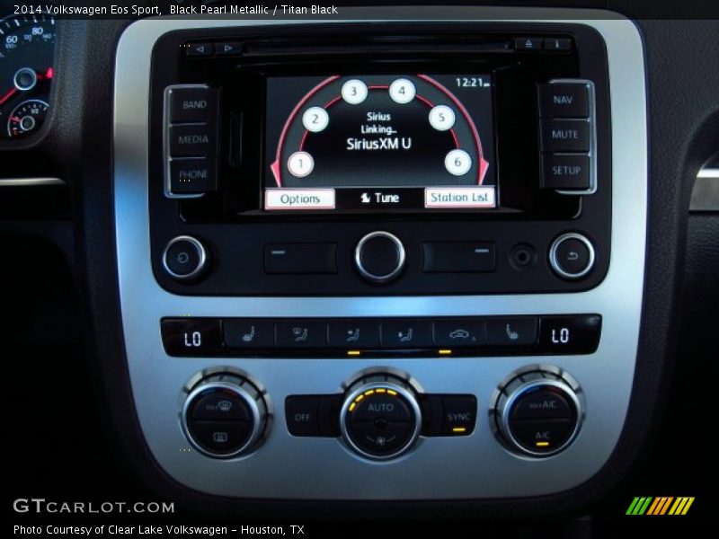 Black Pearl Metallic / Titan Black 2014 Volkswagen Eos Sport