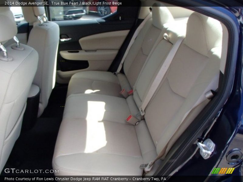 True Blue Pearl / Black/Light Frost Beige 2014 Dodge Avenger SE
