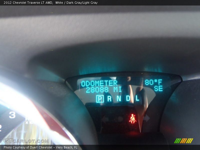 White / Dark Gray/Light Gray 2012 Chevrolet Traverse LT AWD