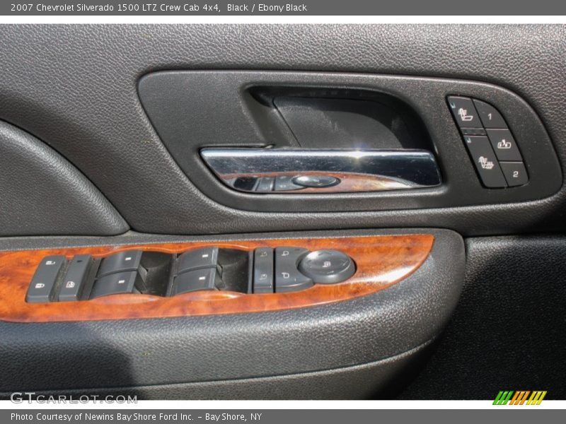 Black / Ebony Black 2007 Chevrolet Silverado 1500 LTZ Crew Cab 4x4