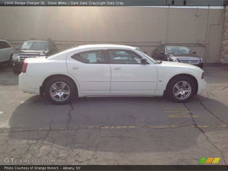 Stone White / Dark Slate Gray/Light Slate Gray 2006 Dodge Charger SE