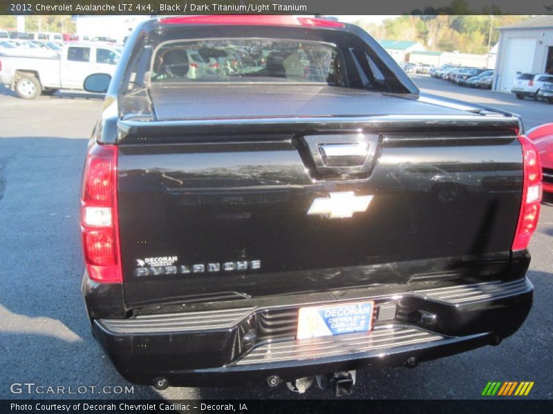 Black / Dark Titanium/Light Titanium 2012 Chevrolet Avalanche LTZ 4x4