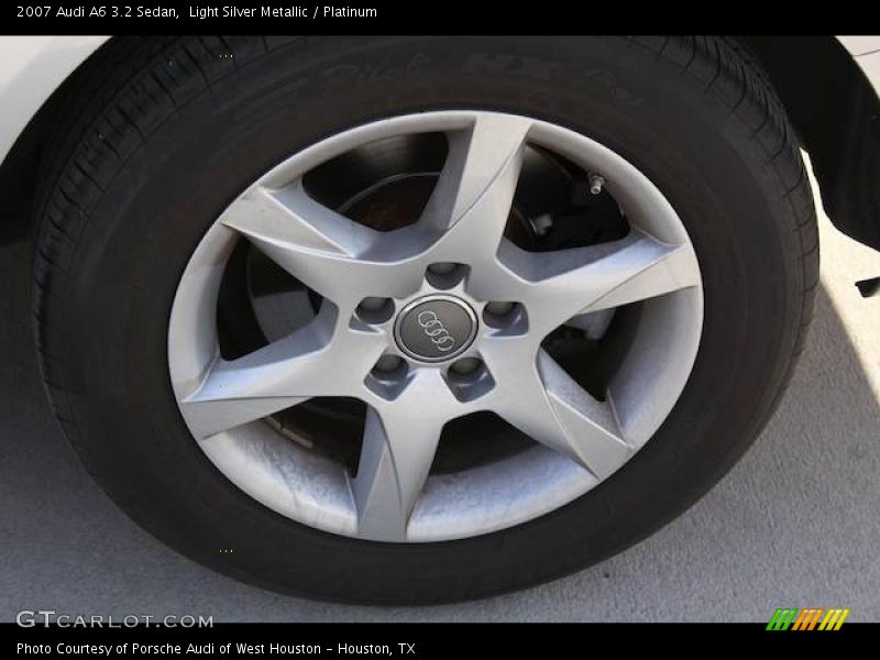 Light Silver Metallic / Platinum 2007 Audi A6 3.2 Sedan