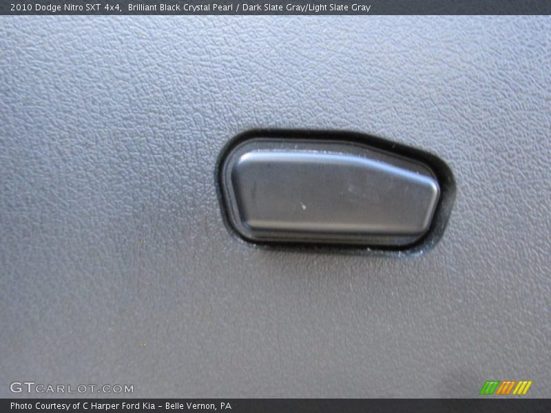 Brilliant Black Crystal Pearl / Dark Slate Gray/Light Slate Gray 2010 Dodge Nitro SXT 4x4