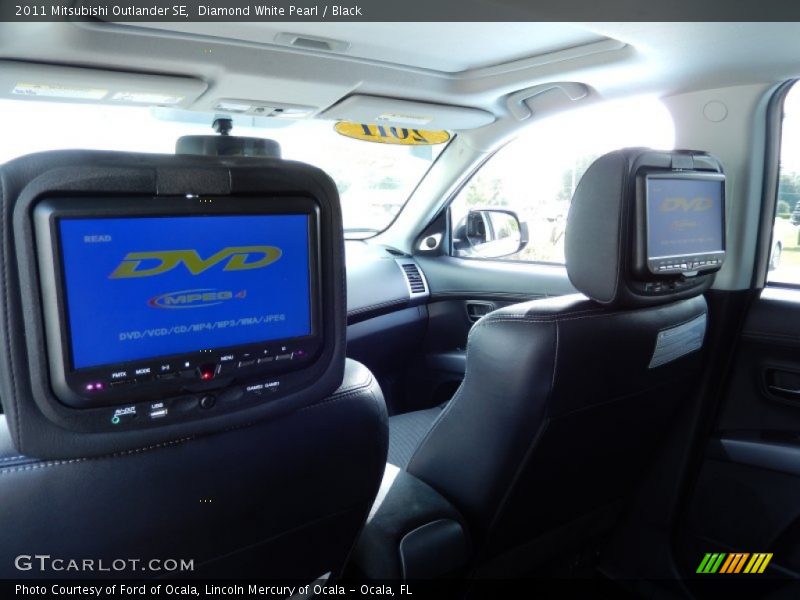 Entertainment System of 2011 Outlander SE